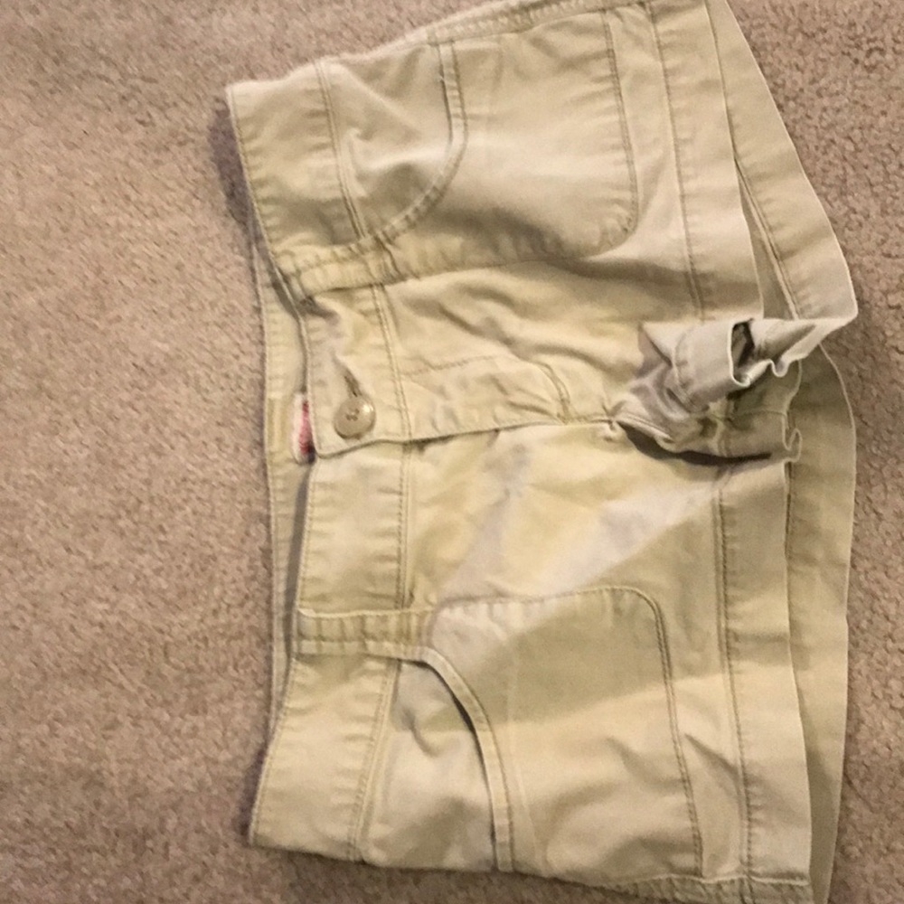 Mossimo khaki shorts